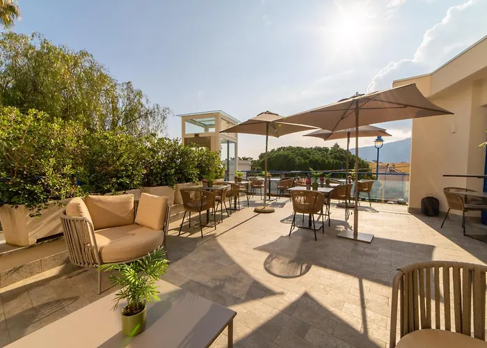 Mondello Glam Hotel & Terrace